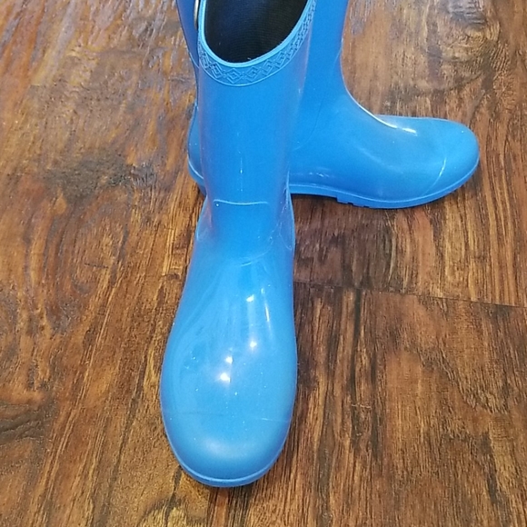 💥💥UGG Women's rain boot - Picture 3 of 4